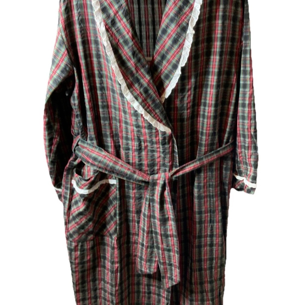 Vienna Nights By Lanz Women’s Plaid Collard Cotton Robe with Lace Trim Size M